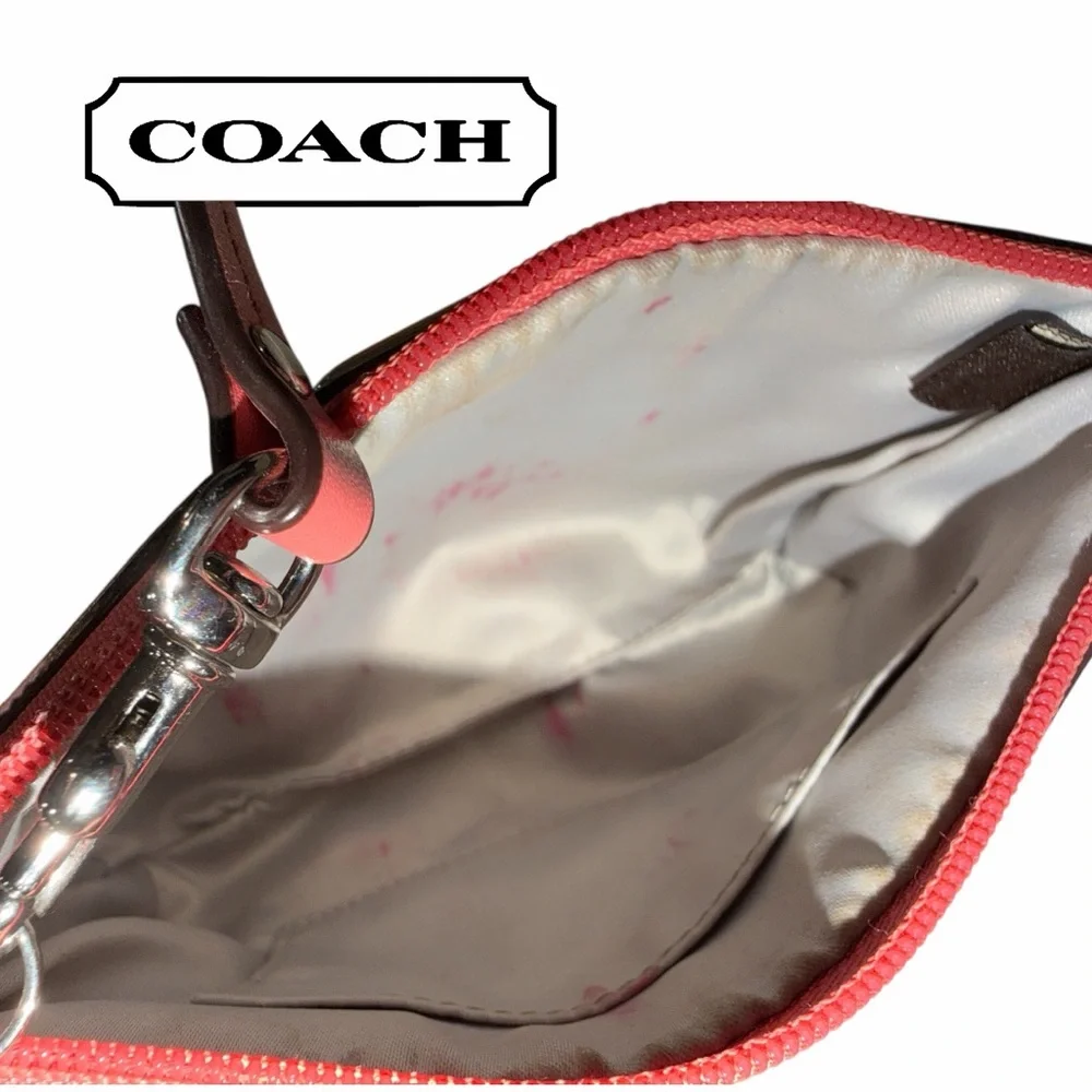 Coach Perforated C’s Salmon Leather Wristlet‎